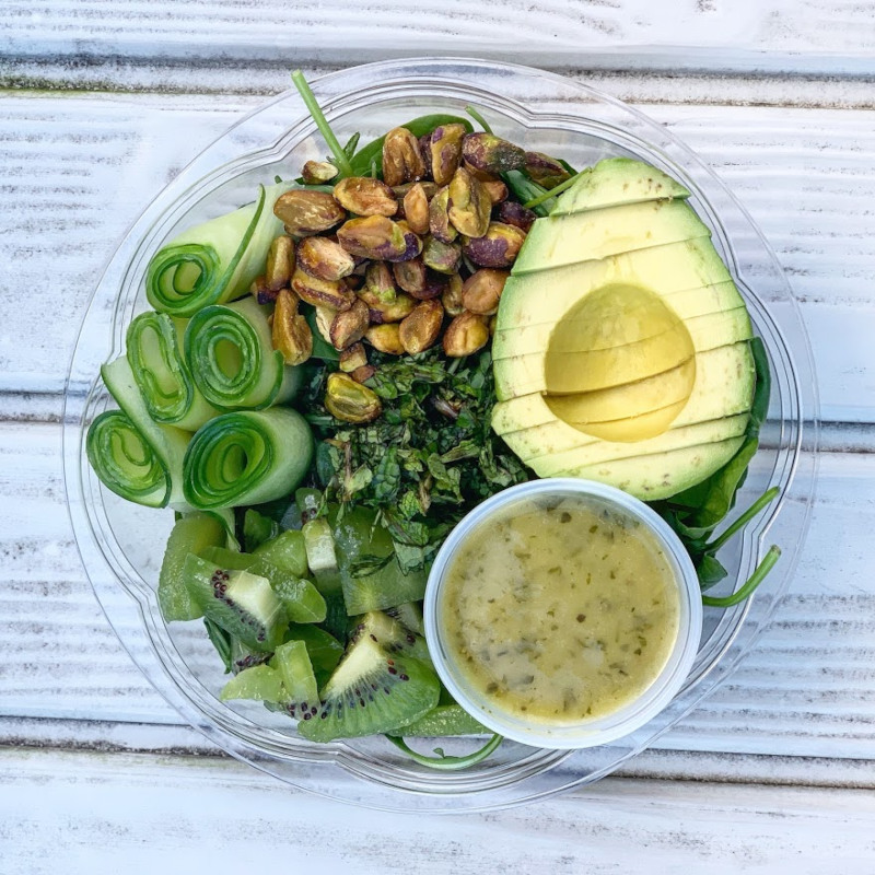 Local multigrain bread, smoked turkey, jalapeño black bean hummus, avocado